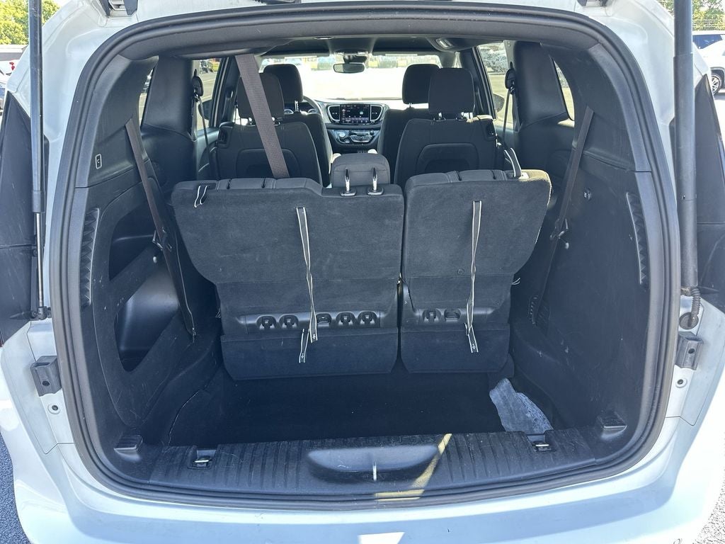 2023 Chrysler Pacifica Touring