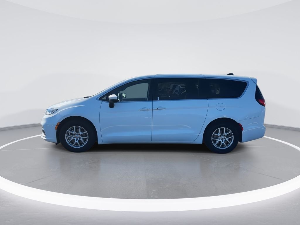 2023 Chrysler Pacifica Touring