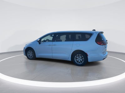 2023 Chrysler Pacifica Touring