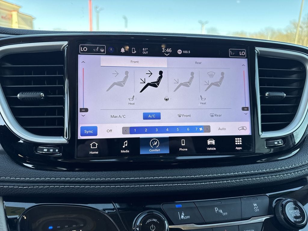 2023 Chrysler Pacifica Hybrid Touring L