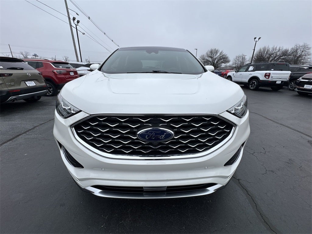 2020 Ford Edge Titanium