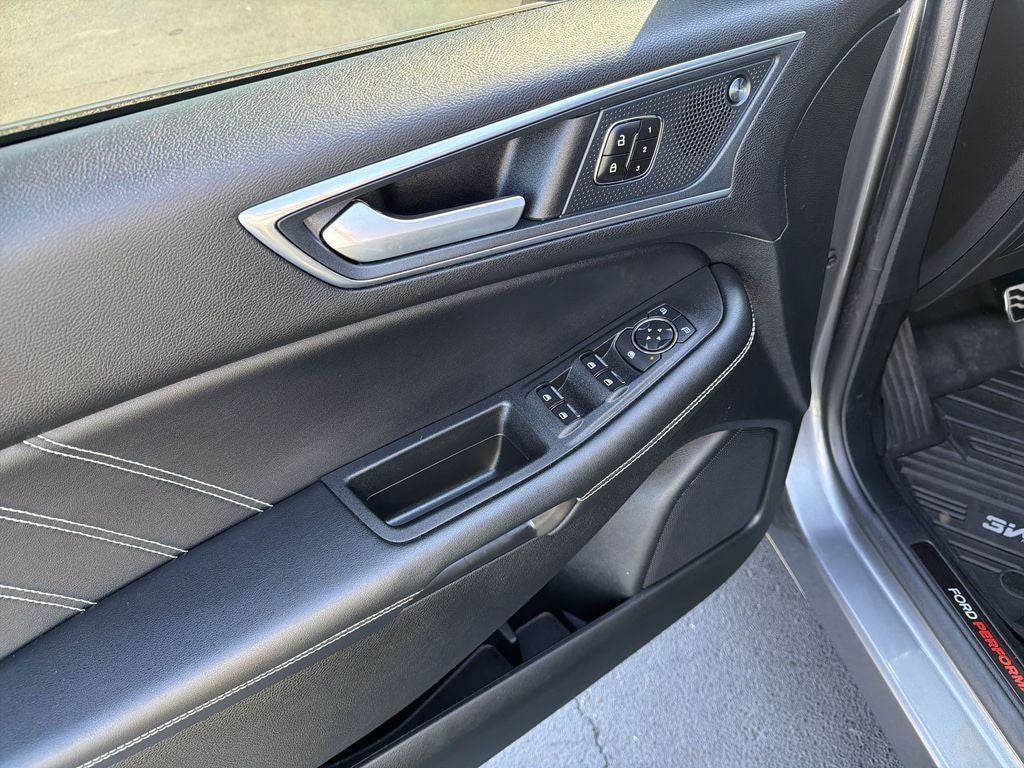 2023 Ford Edge ST