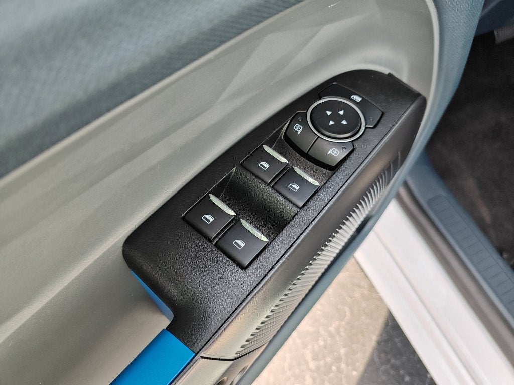 2025 Ford Maverick Lobo Standard