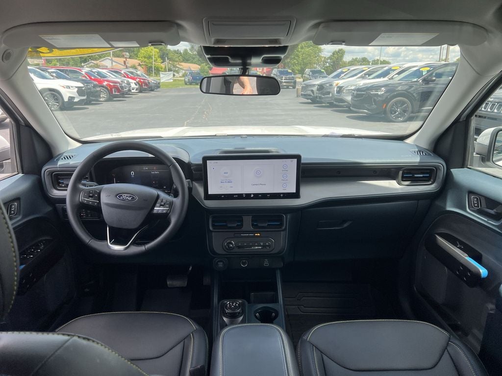 2025 Ford Maverick Lobo Standard