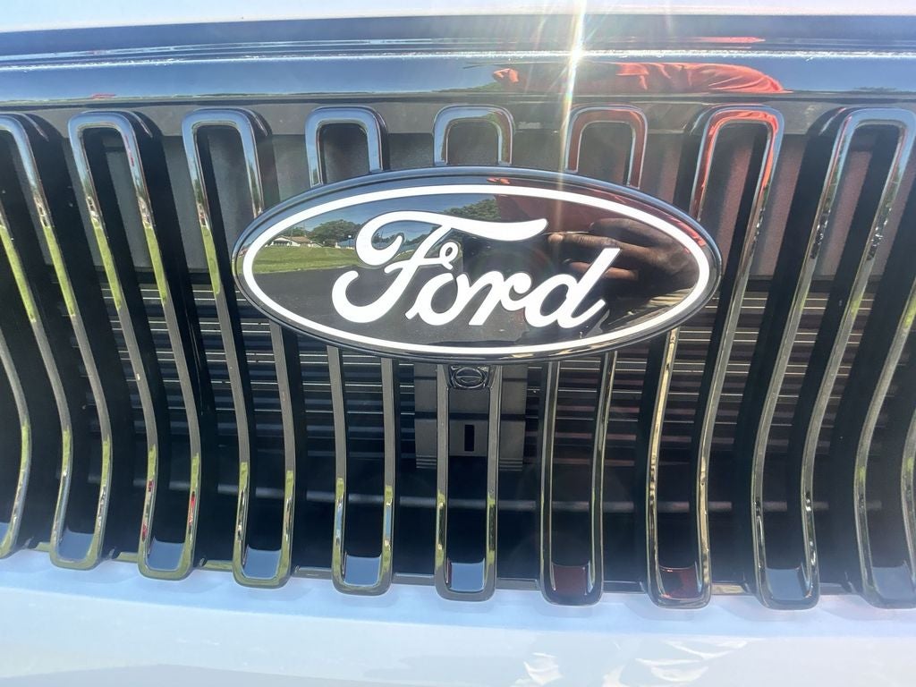 2025 Ford Maverick Lobo Standard