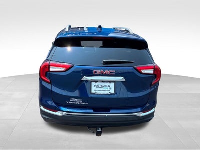 2022 GMC Terrain SLT