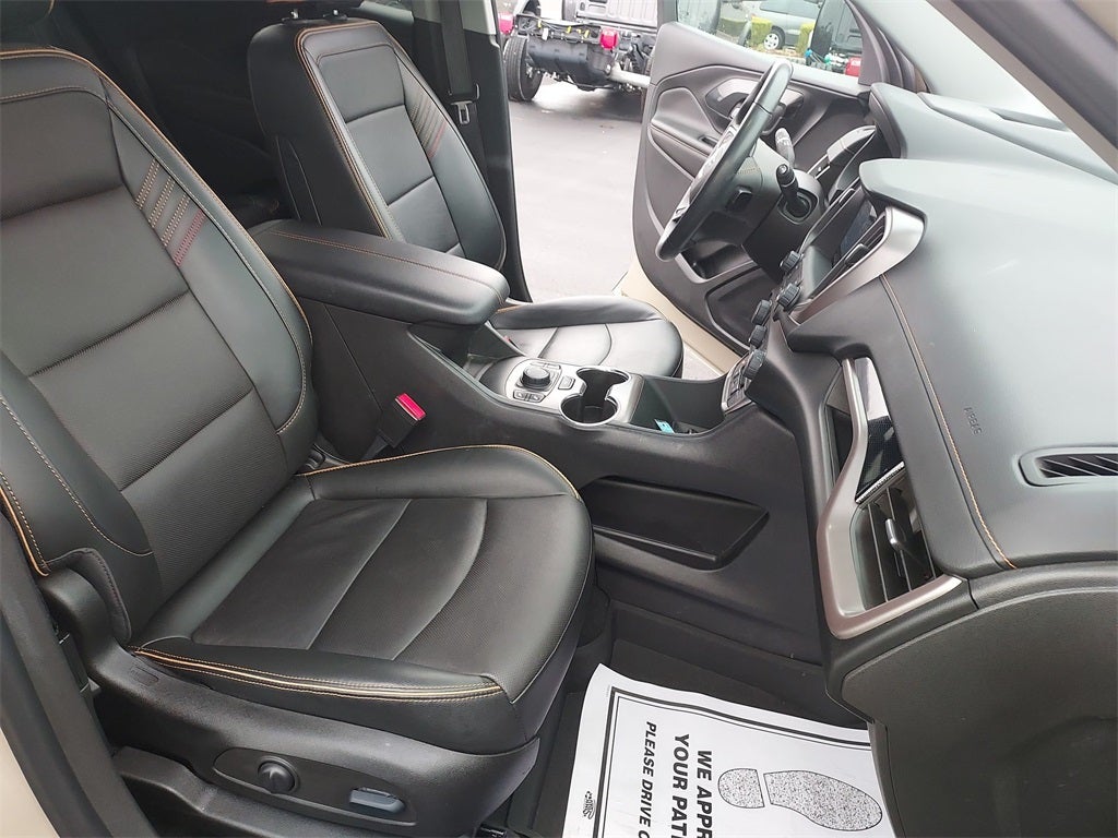 2022 GMC Terrain AT4