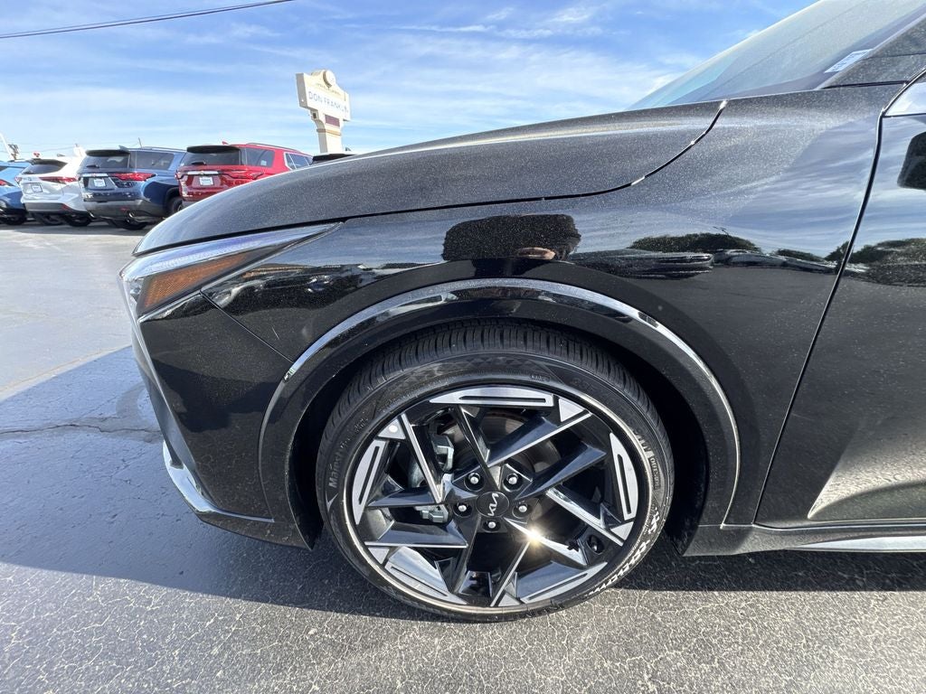 2025 Kia K4 GT-Line