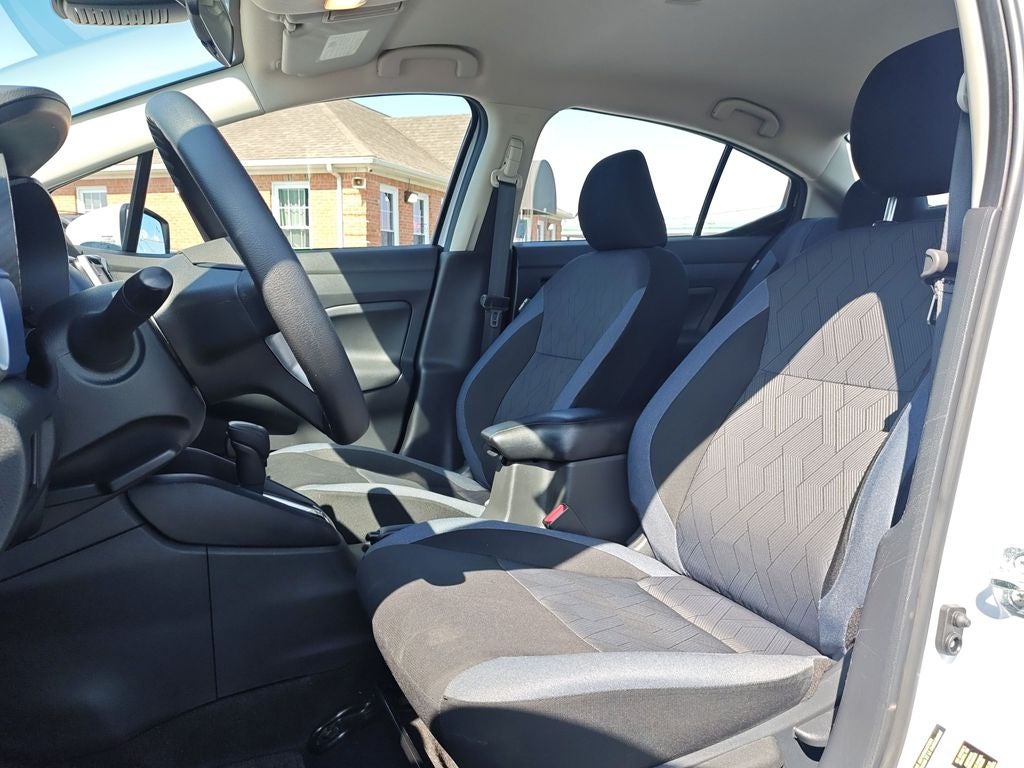 2024 Nissan Versa 1.6 SV