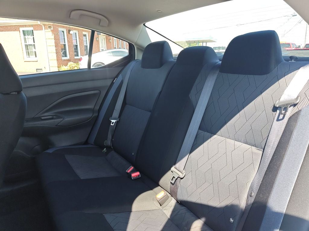 2024 Nissan Versa 1.6 SV