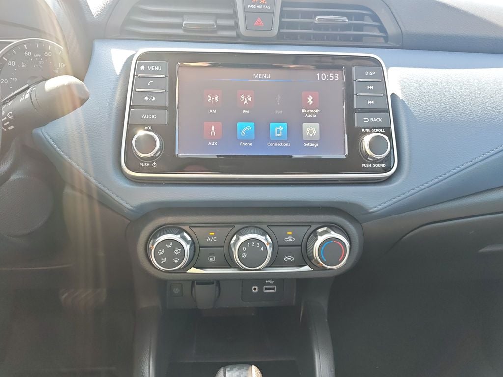 2024 Nissan Versa 1.6 SV
