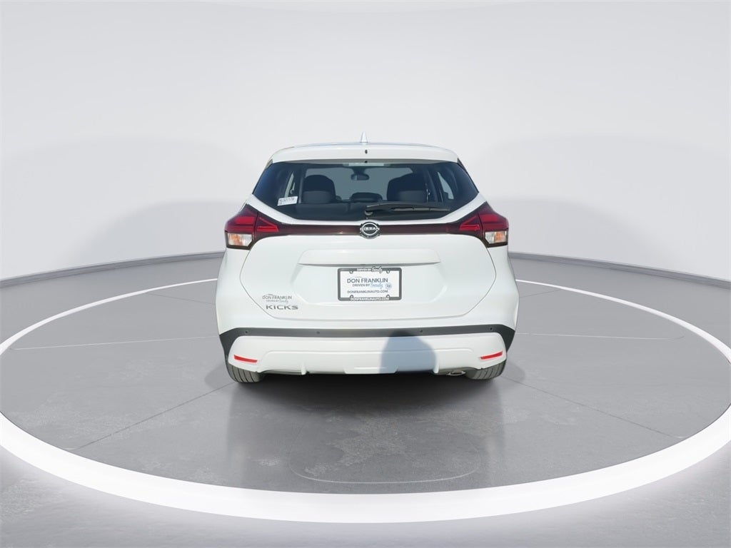 2022 Nissan Kicks S