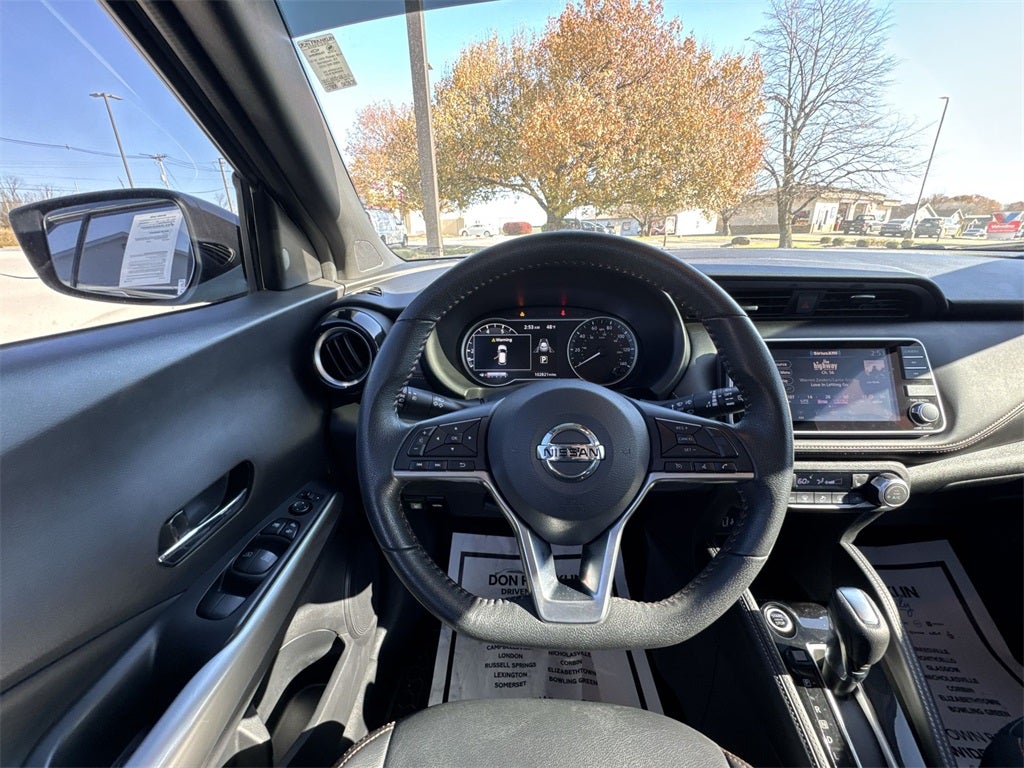 2020 Nissan Kicks SR