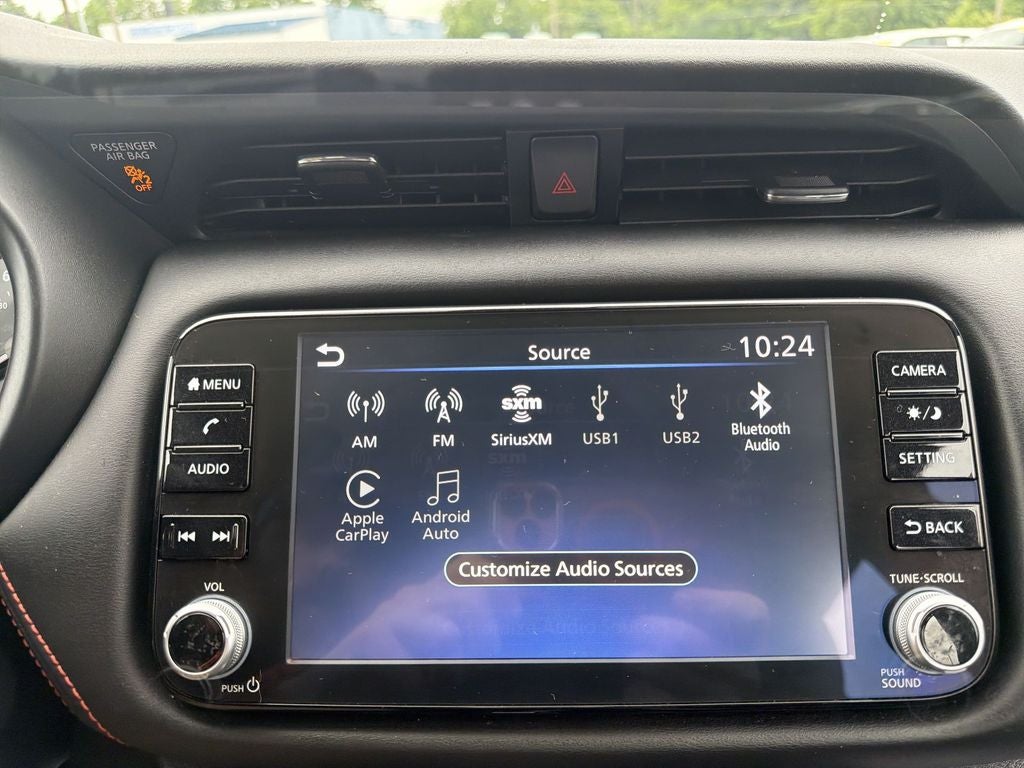 2023 Nissan Kicks SR