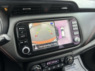 2023 Nissan Kicks SR