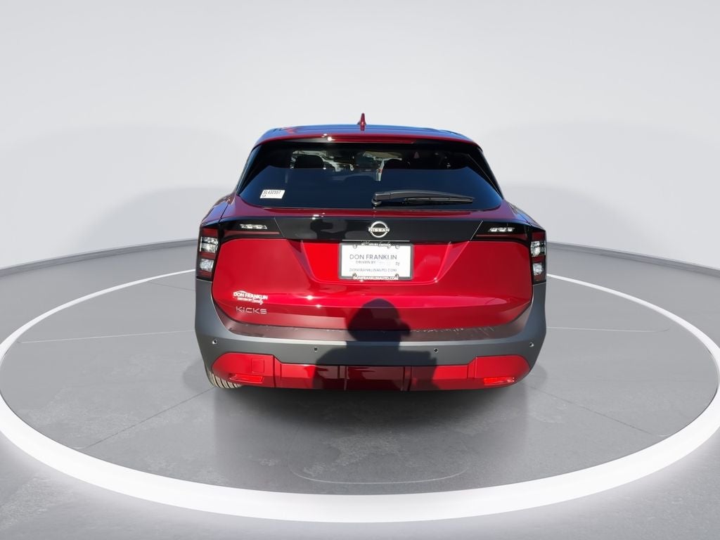 2025 Nissan Kicks SV