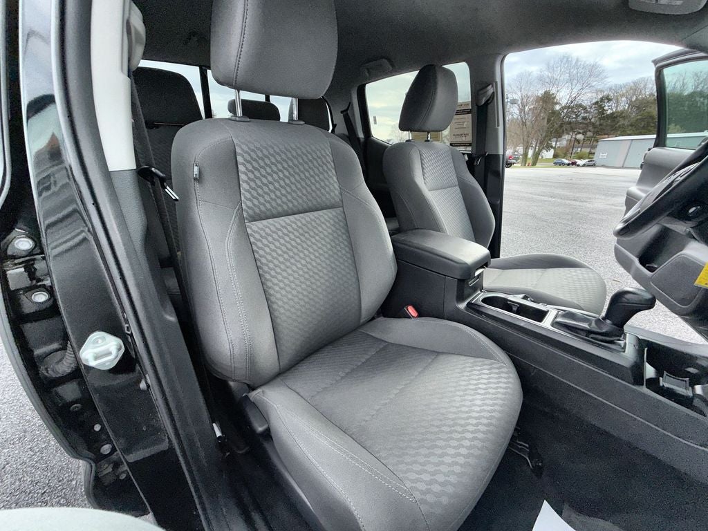 2023 Toyota Tacoma SR V6