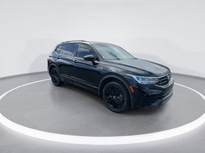2022 Volkswagen Tiguan 2.0T SE R-Line Black
