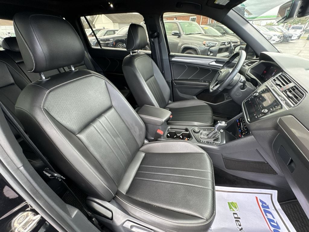 2022 Volkswagen Tiguan 2.0T SE R-Line Black
