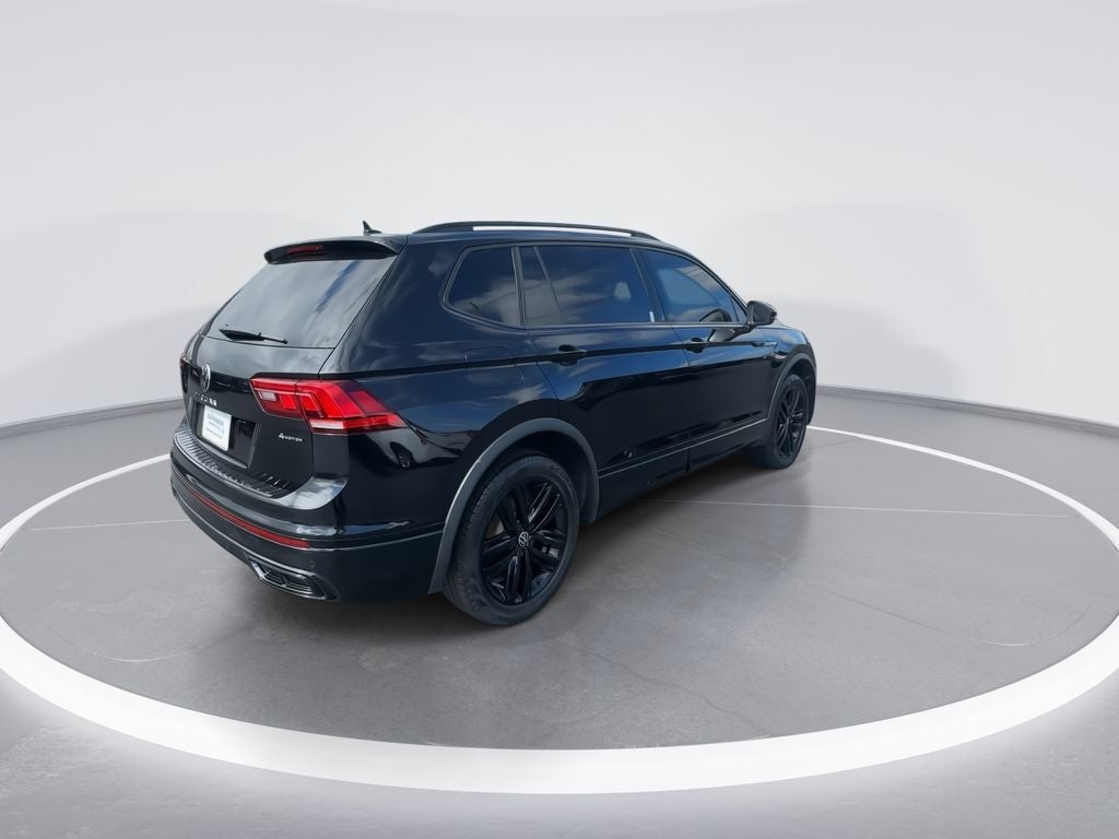 2022 Volkswagen Tiguan 2.0T SE R-Line Black