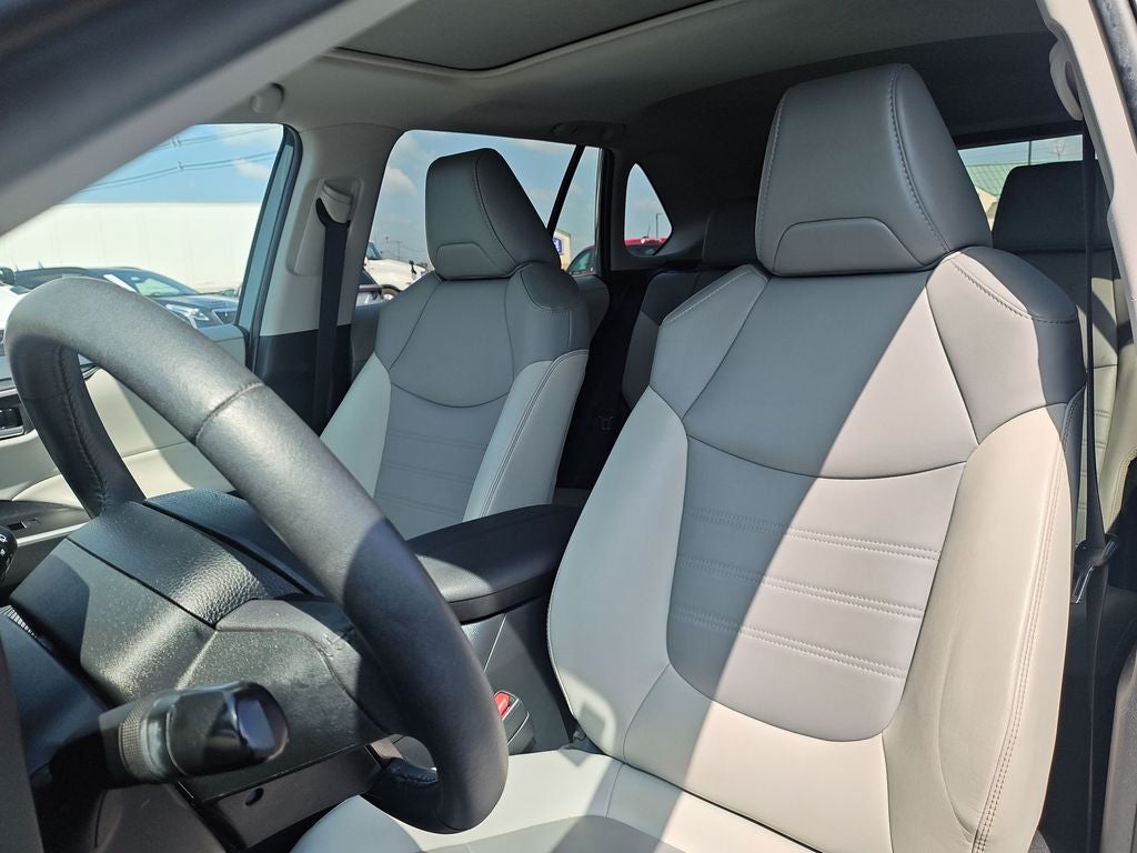 2023 Toyota RAV4 Hybrid XLE Premium