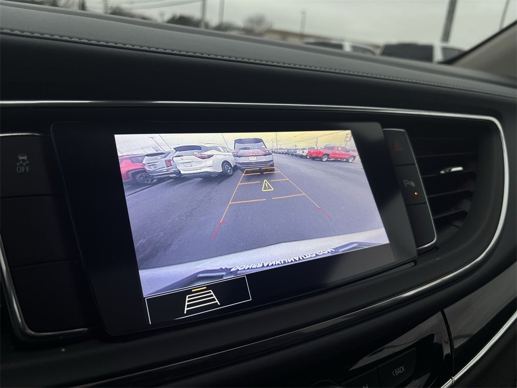 2021 Buick Enclave Essence