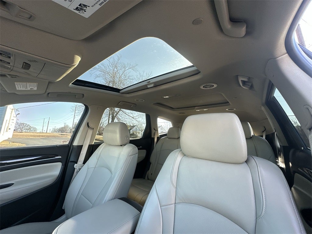 2021 Buick Enclave Essence