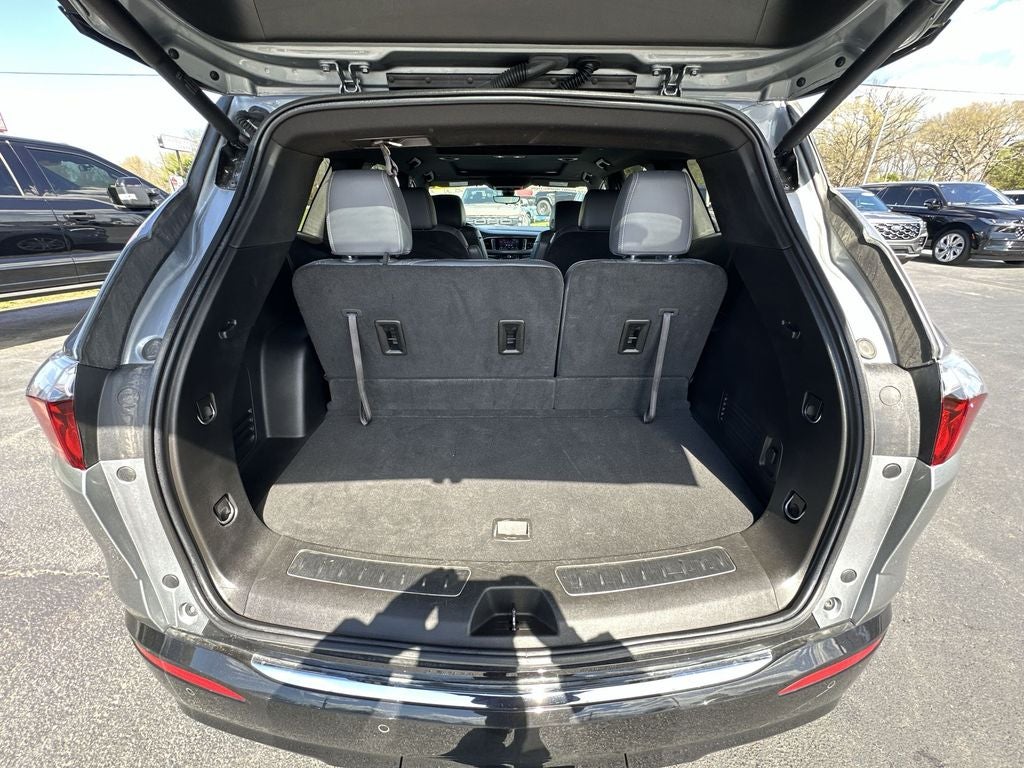 2024 Buick Enclave Essence