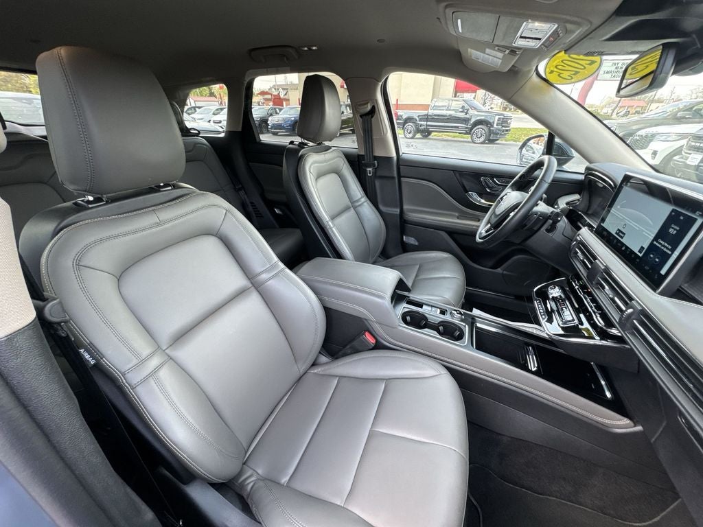 2025 Lincoln Corsair Premiere