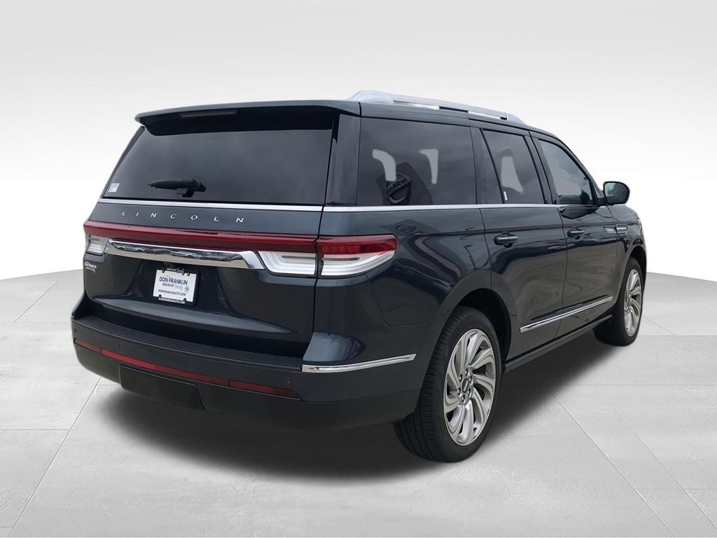 2024 Lincoln Navigator Reserve