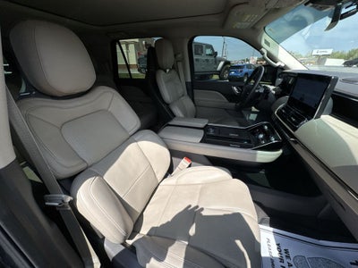 2024 Lincoln Navigator L Reserve