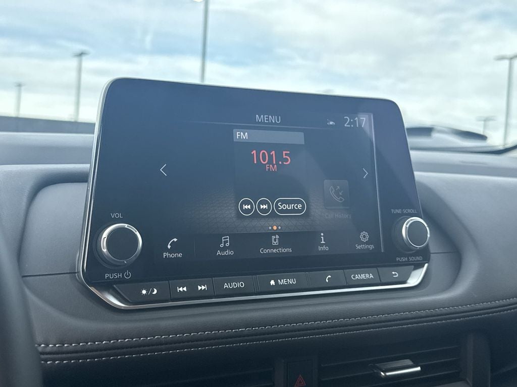 2025 Nissan Rogue SV