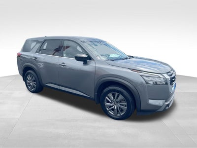 2023 Nissan Pathfinder S