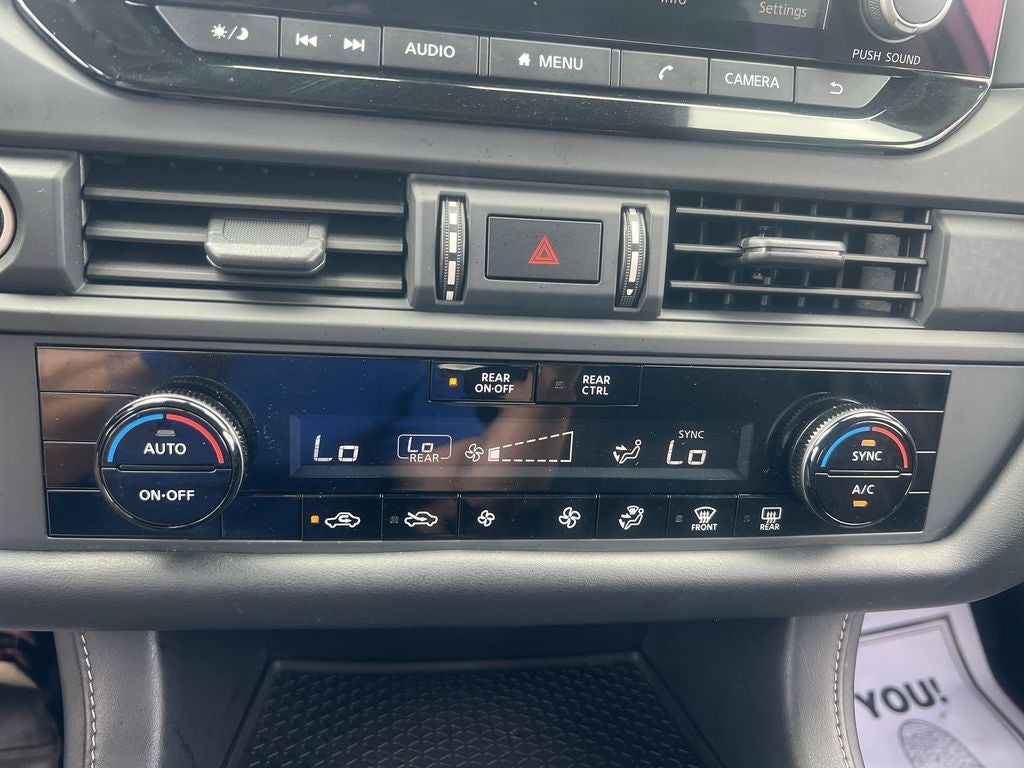 2023 Nissan Pathfinder S