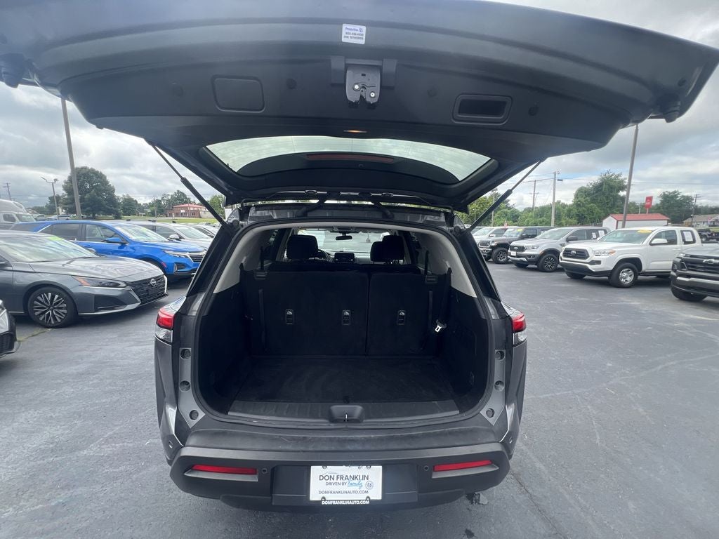 2023 Nissan Pathfinder S