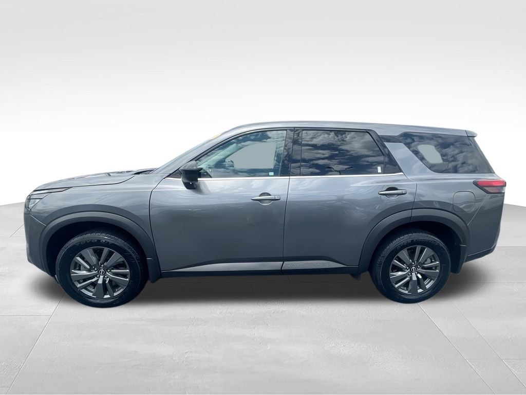 2023 Nissan Pathfinder S