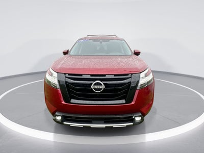 2022 Nissan Pathfinder SL