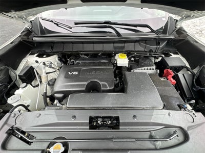 2023 Nissan Pathfinder SL