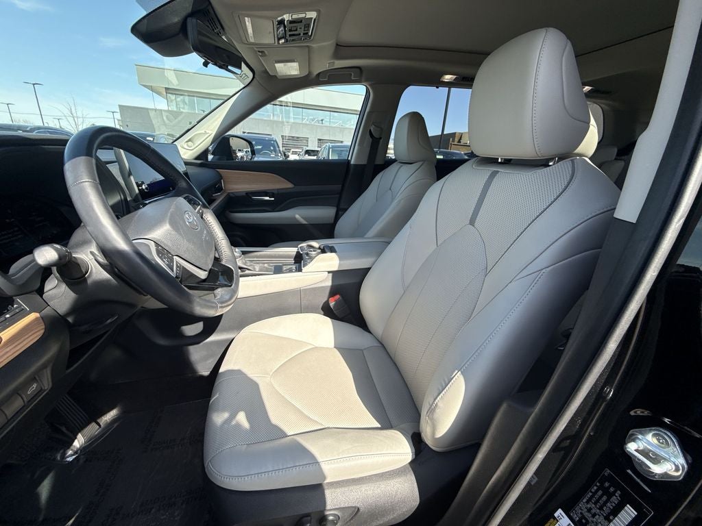 2024 Toyota Grand Highlander Platinum