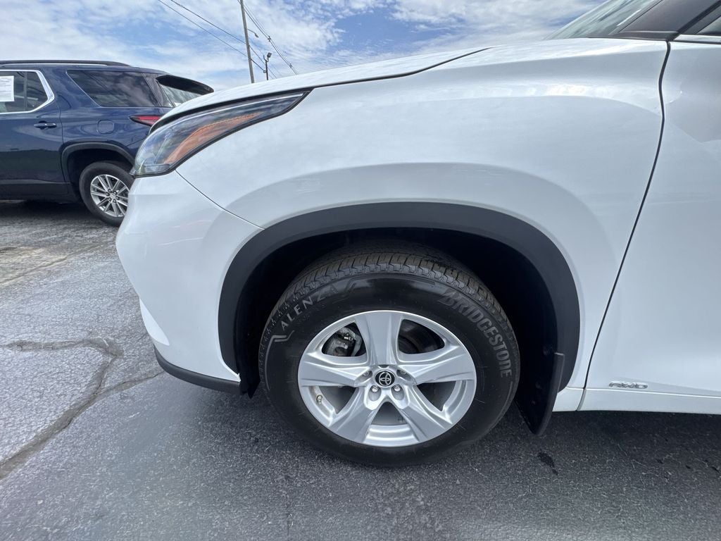 2023 Toyota Highlander Hybrid LE
