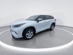 2023 Toyota Highlander Hybrid LE
