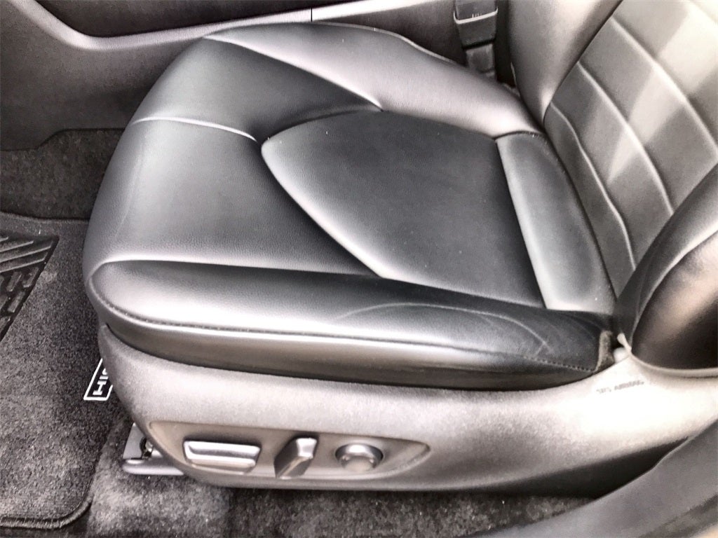 2024 Toyota Highlander Hybrid XLE