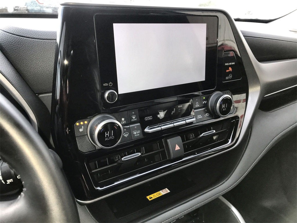 2024 Toyota Highlander Hybrid XLE