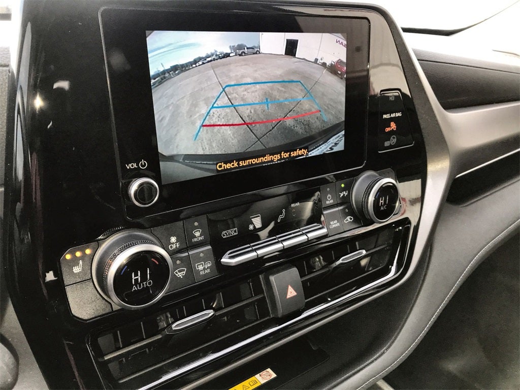 2024 Toyota Highlander Hybrid XLE