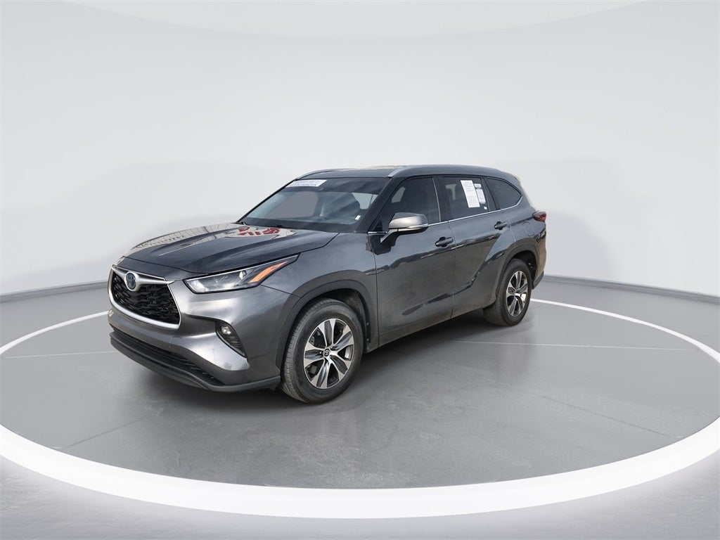 2024 Toyota Highlander Hybrid XLE