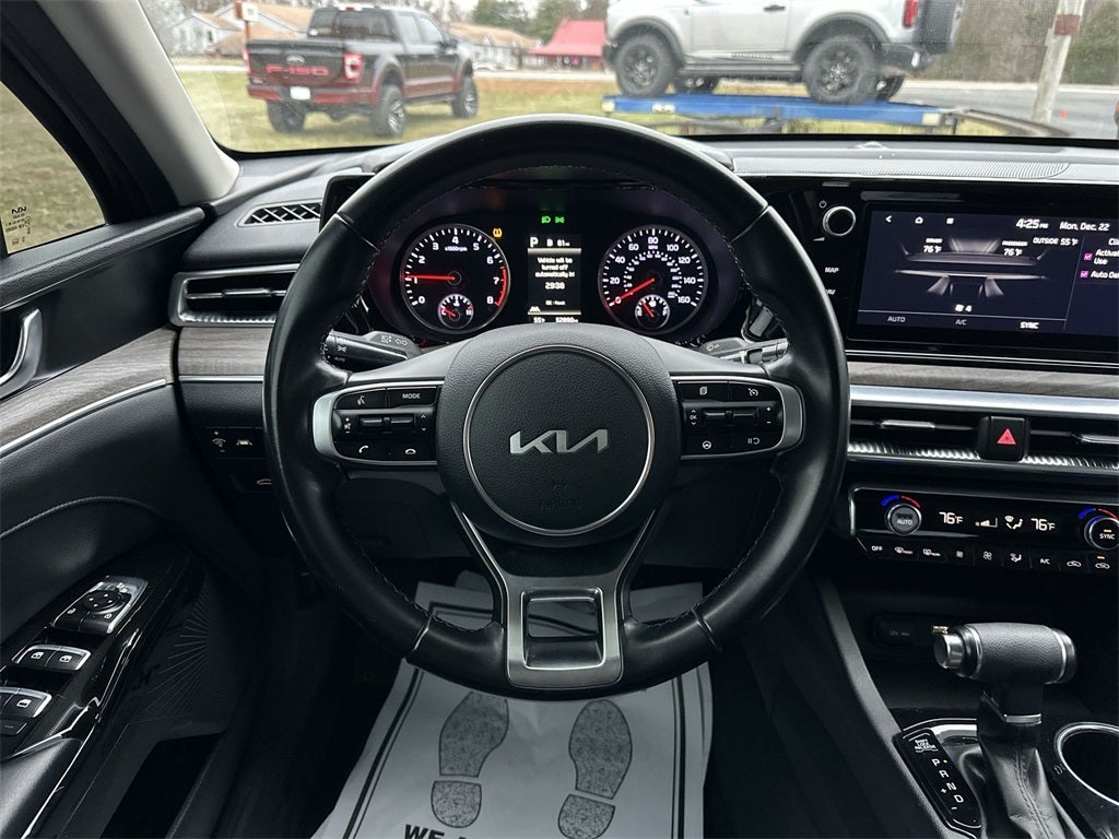 2022 Kia K5 EX
