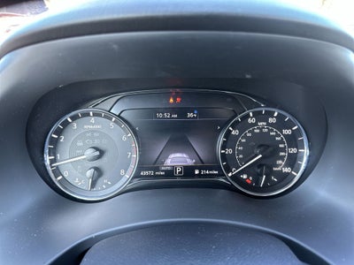 2024 INFINITI QX80 LUXE