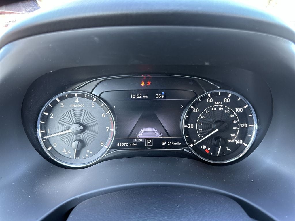 2024 INFINITI QX80 LUXE