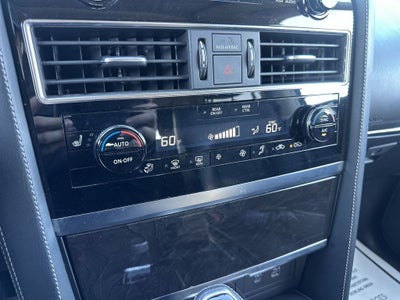 2024 INFINITI QX80 LUXE