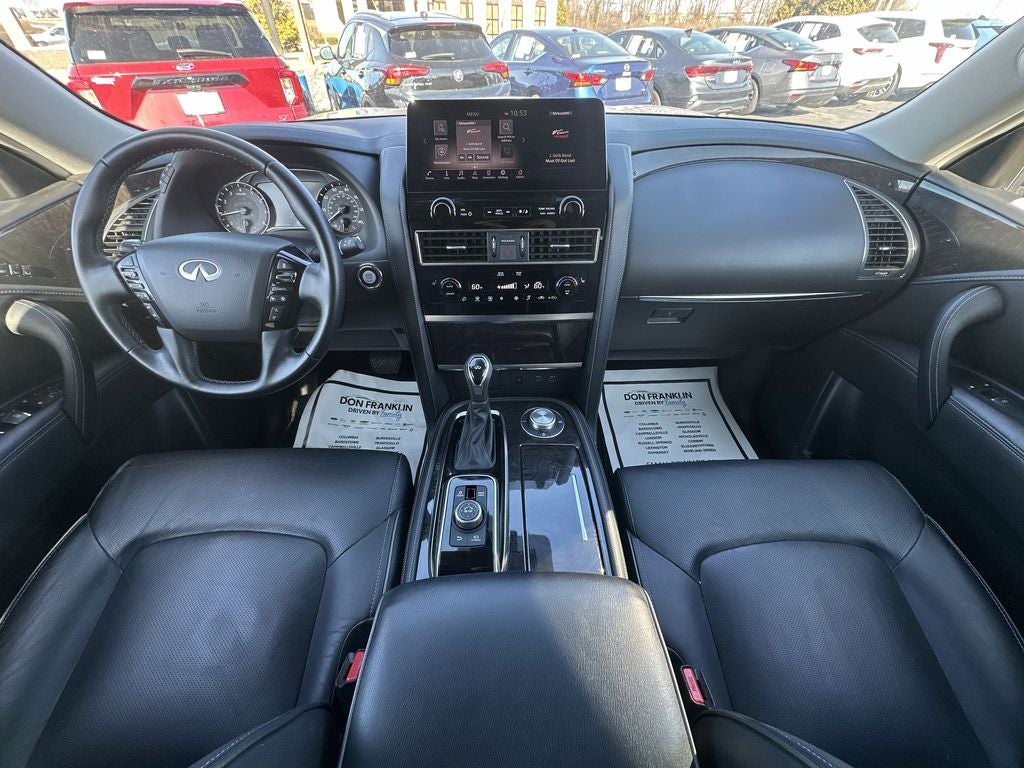 2024 INFINITI QX80 LUXE
